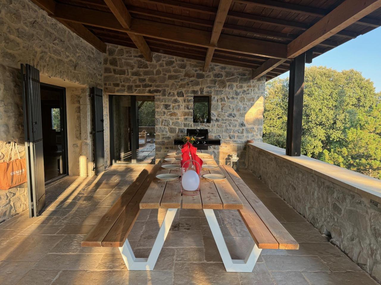 הוילה לס ואנס Luxurious Family House With Pool In Ardeche. מראה חיצוני תמונה